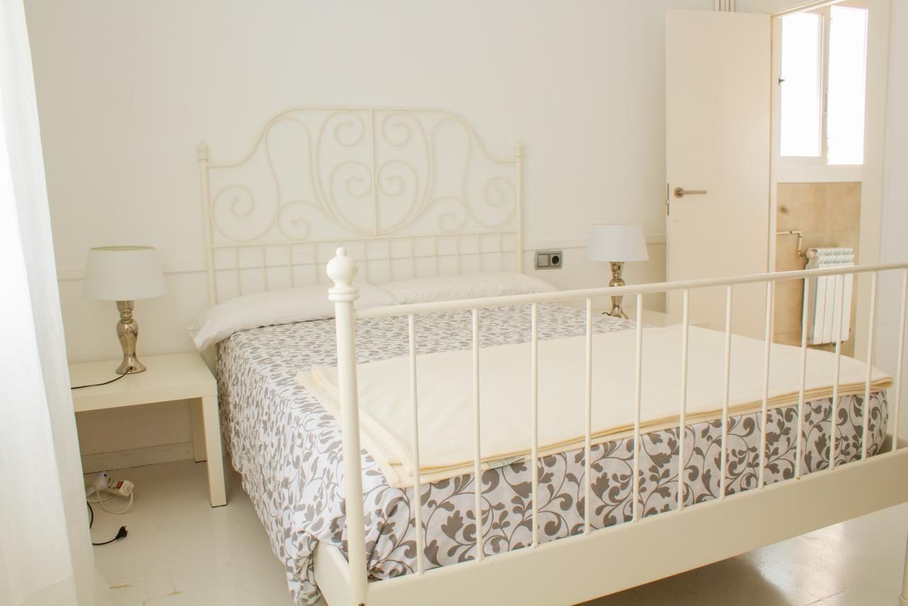 Sitges Beach Hostel Exterior photo